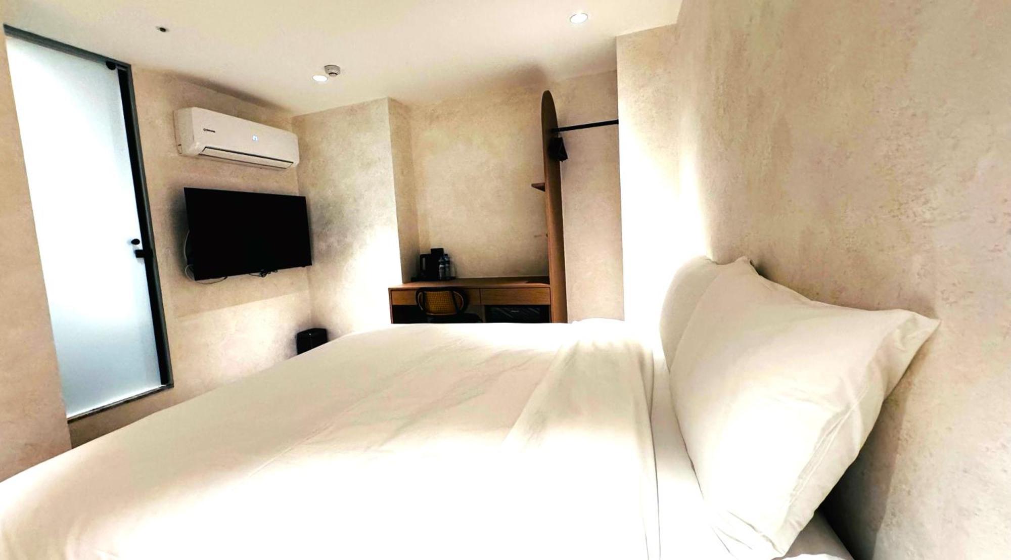 Hope Hotel Тайнань Экстерьер фото