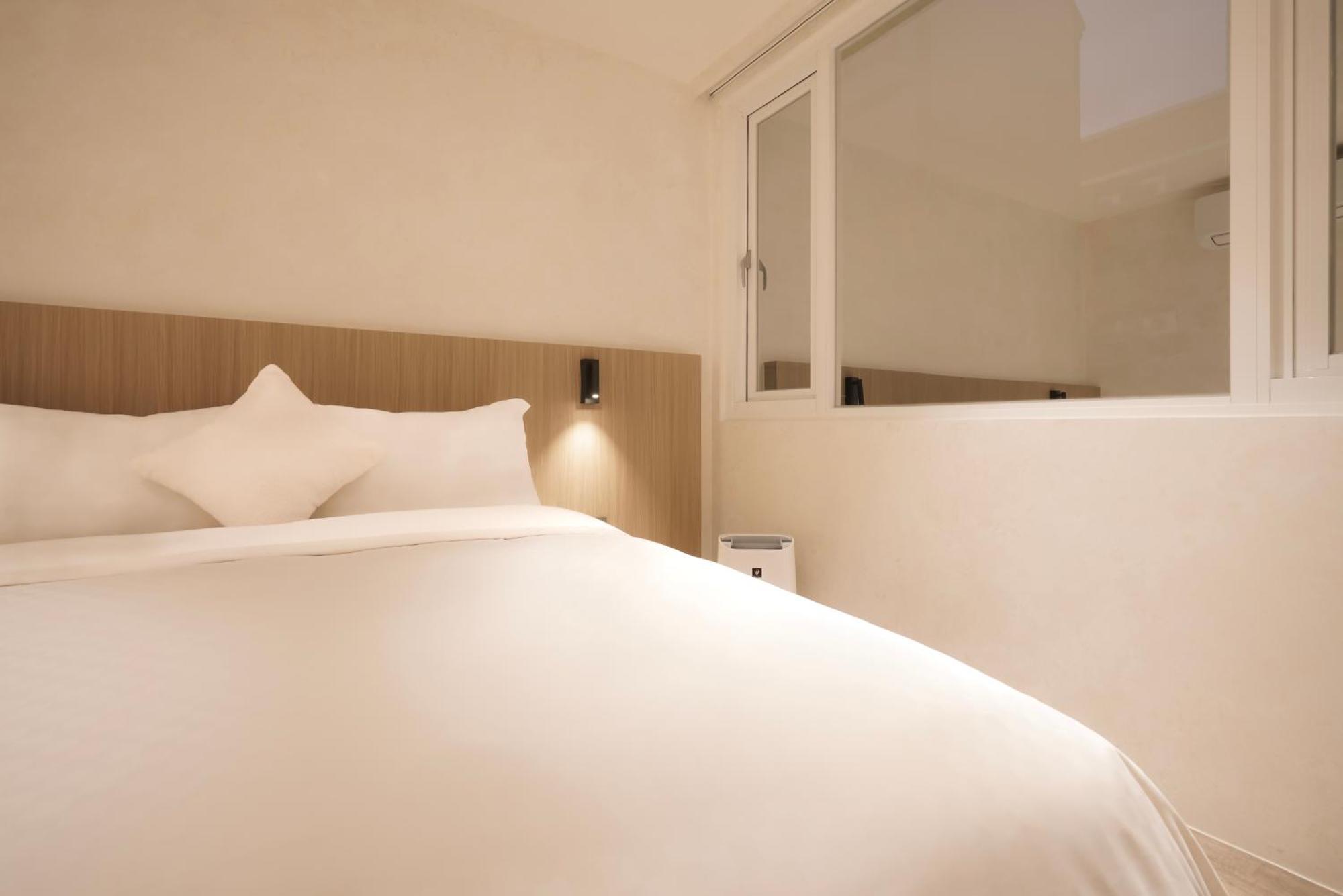 Hope Hotel Тайнань Экстерьер фото