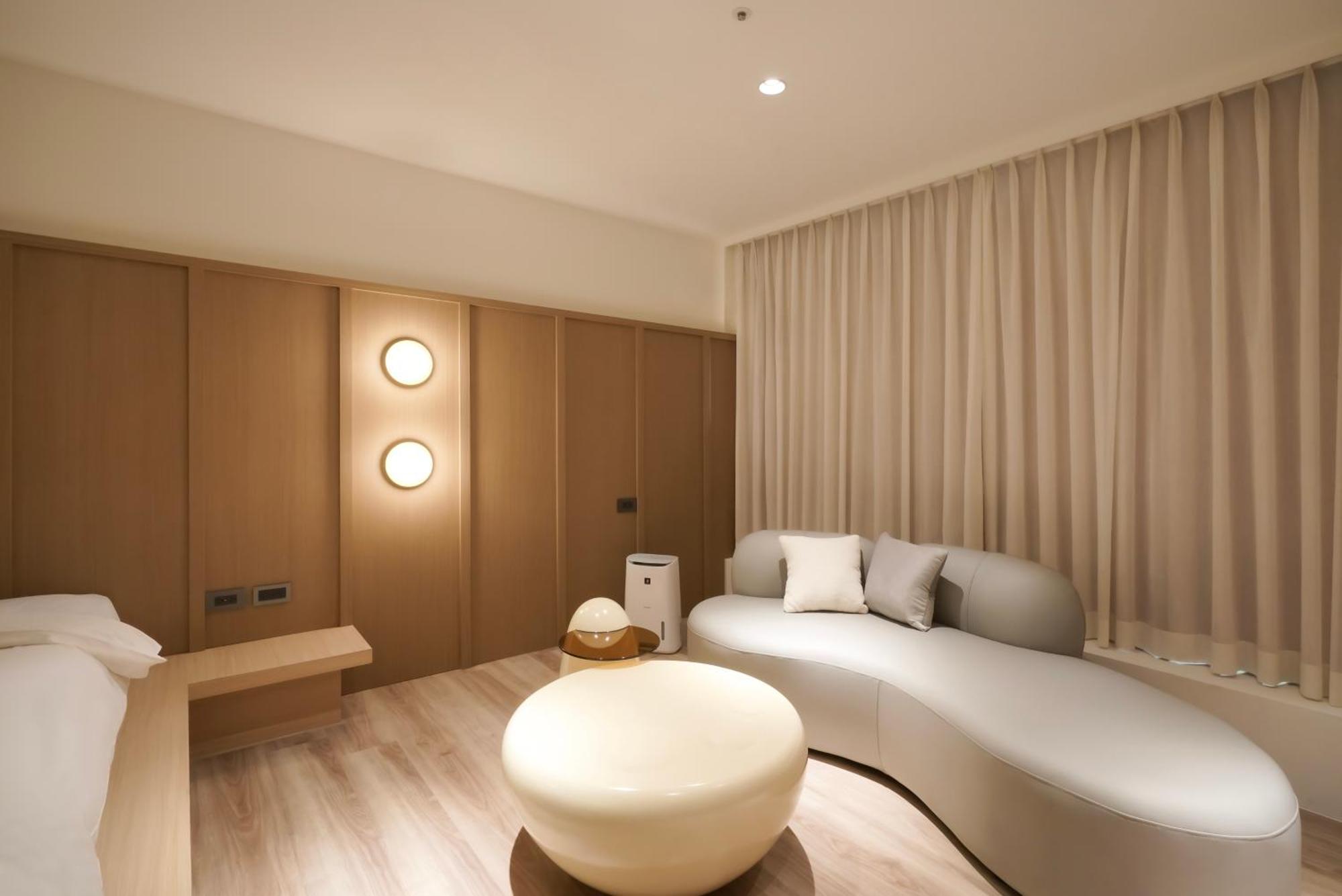 Hope Hotel Тайнань Экстерьер фото