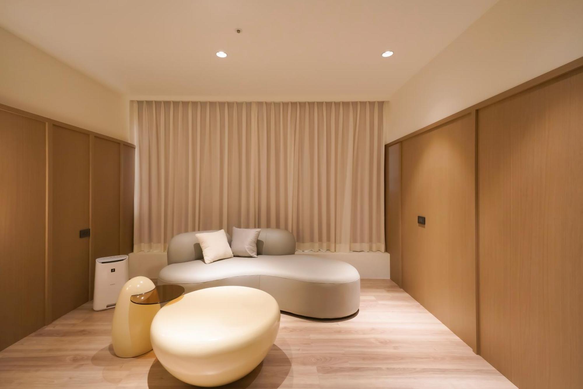Hope Hotel Тайнань Экстерьер фото